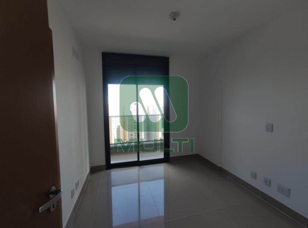 Apartamento à venda com 3 quartos, 117m² - Foto 11