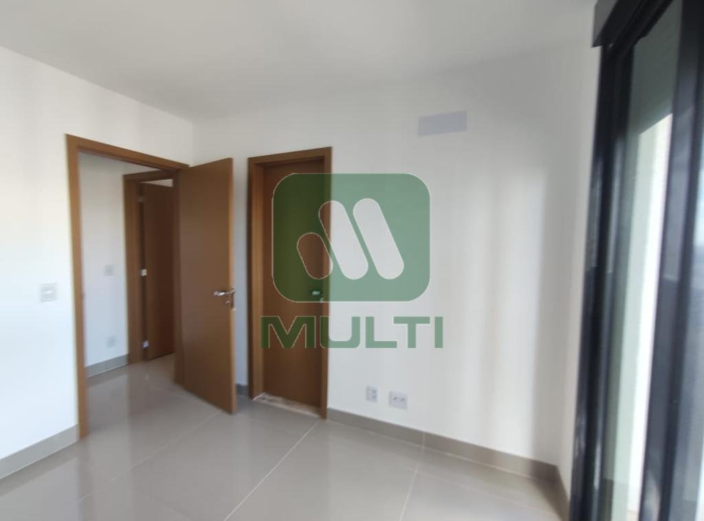 Apartamento à venda com 3 quartos, 117m² - Foto 12