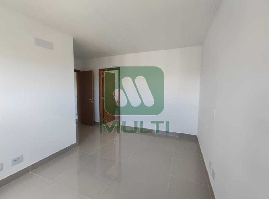 Apartamento à venda com 3 quartos, 117m² - Foto 17