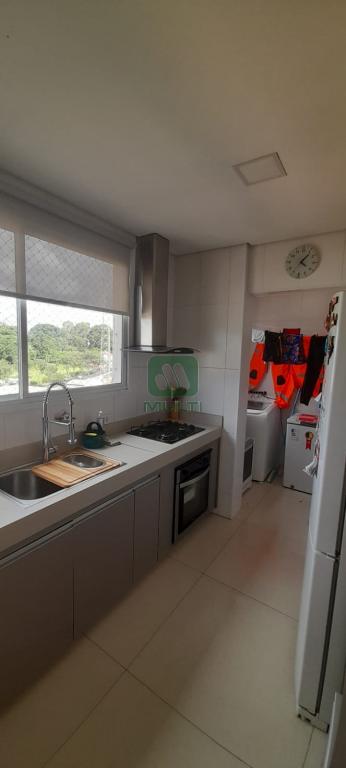 Apartamento à venda com 3 quartos, 92m² - Foto 8