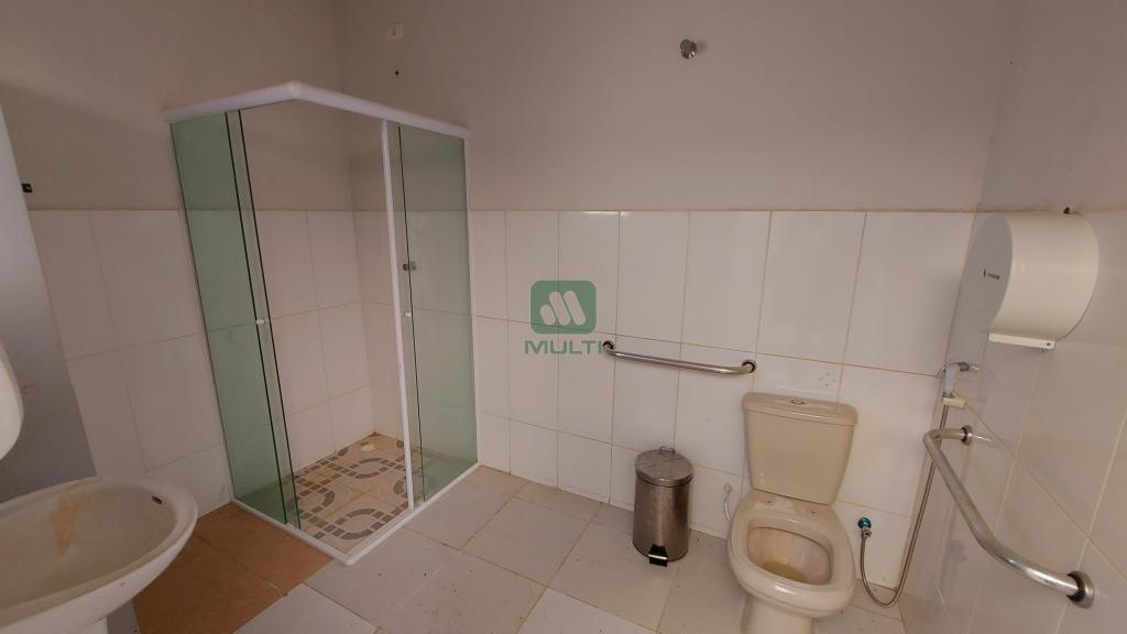 Prédio Inteiro à venda com 1 quarto, 162m² - Foto 3