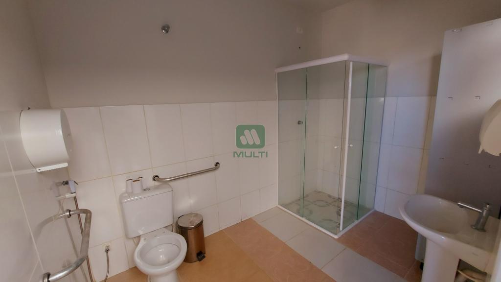 Prédio Inteiro à venda com 1 quarto, 162m² - Foto 4