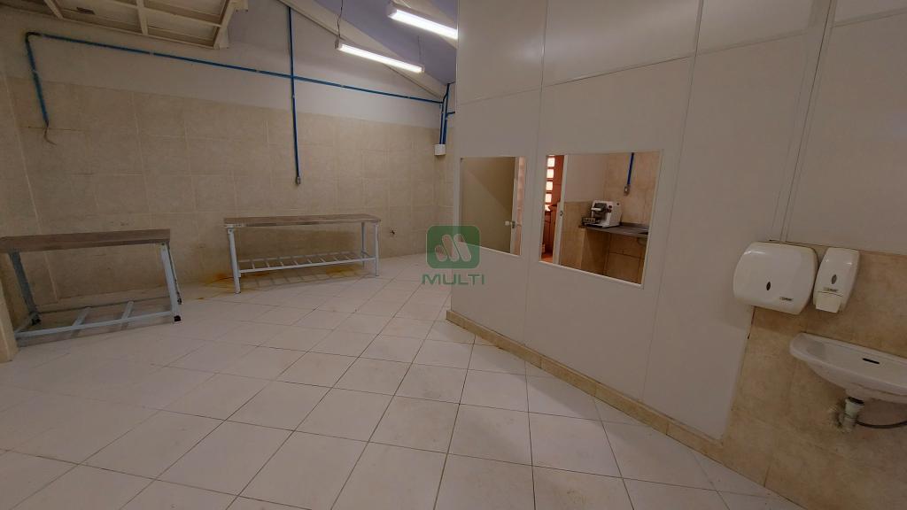 Prédio Inteiro à venda com 1 quarto, 162m² - Foto 12