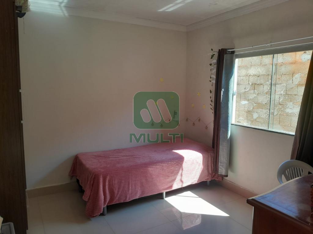 Casa à venda com 3 quartos, 100m² - Foto 11