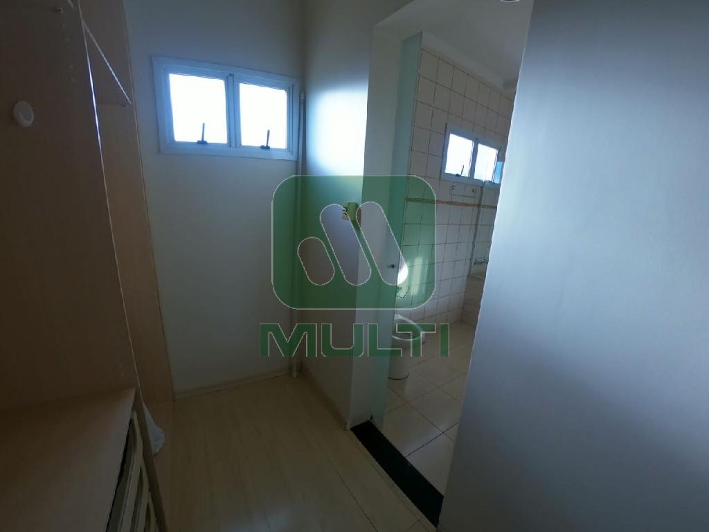 Casa de Condomínio à venda com 4 quartos, 370m² - Foto 25