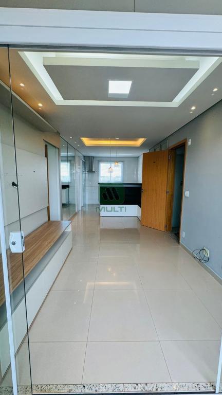 Apartamento à venda com 2 quartos, 64m² - Foto 1