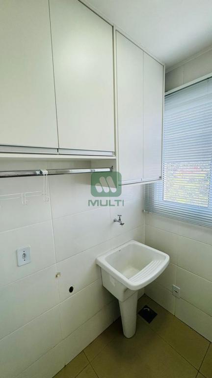 Apartamento à venda com 2 quartos, 64m² - Foto 10