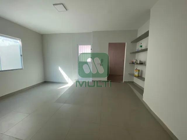 Casa à venda com 5 quartos, 180m² - Foto 15