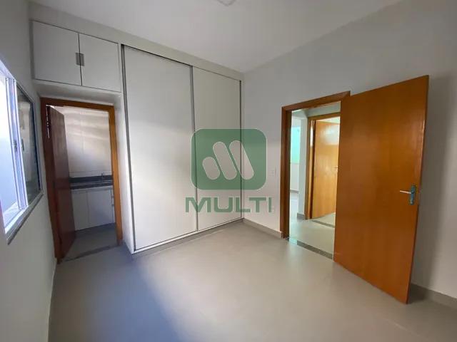 Casa à venda com 5 quartos, 180m² - Foto 16