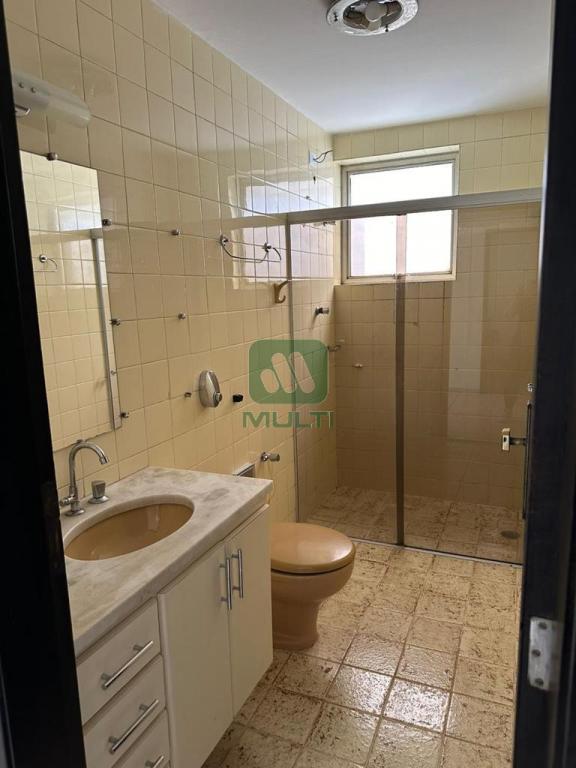 Apartamento à venda com 3 quartos, 171m² - Foto 11