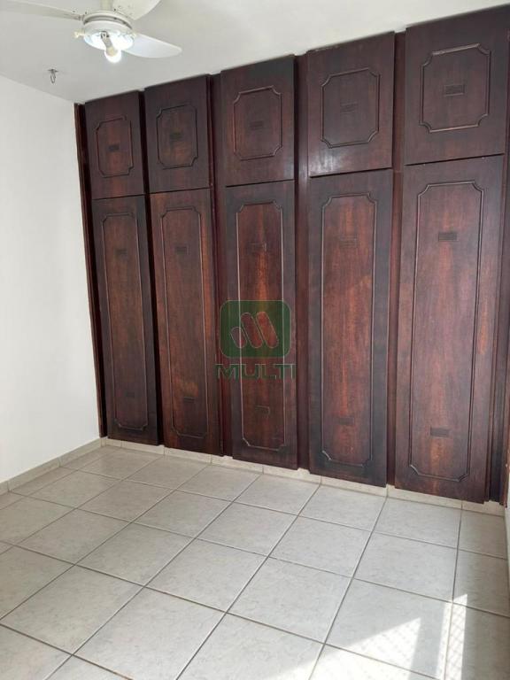 Apartamento à venda com 3 quartos, 171m² - Foto 15