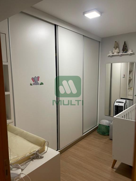 Apartamento à venda com 2 quartos, 56m² - Foto 18