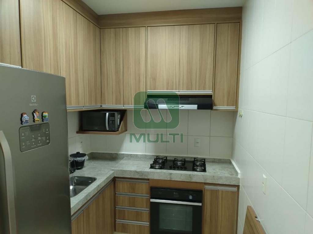 Apartamento à venda com 2 quartos, 64m² - Foto 8