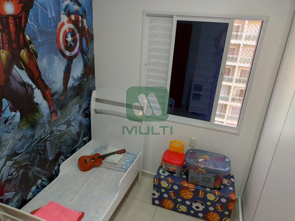 Apartamento à venda com 2 quartos, 64m² - Foto 16