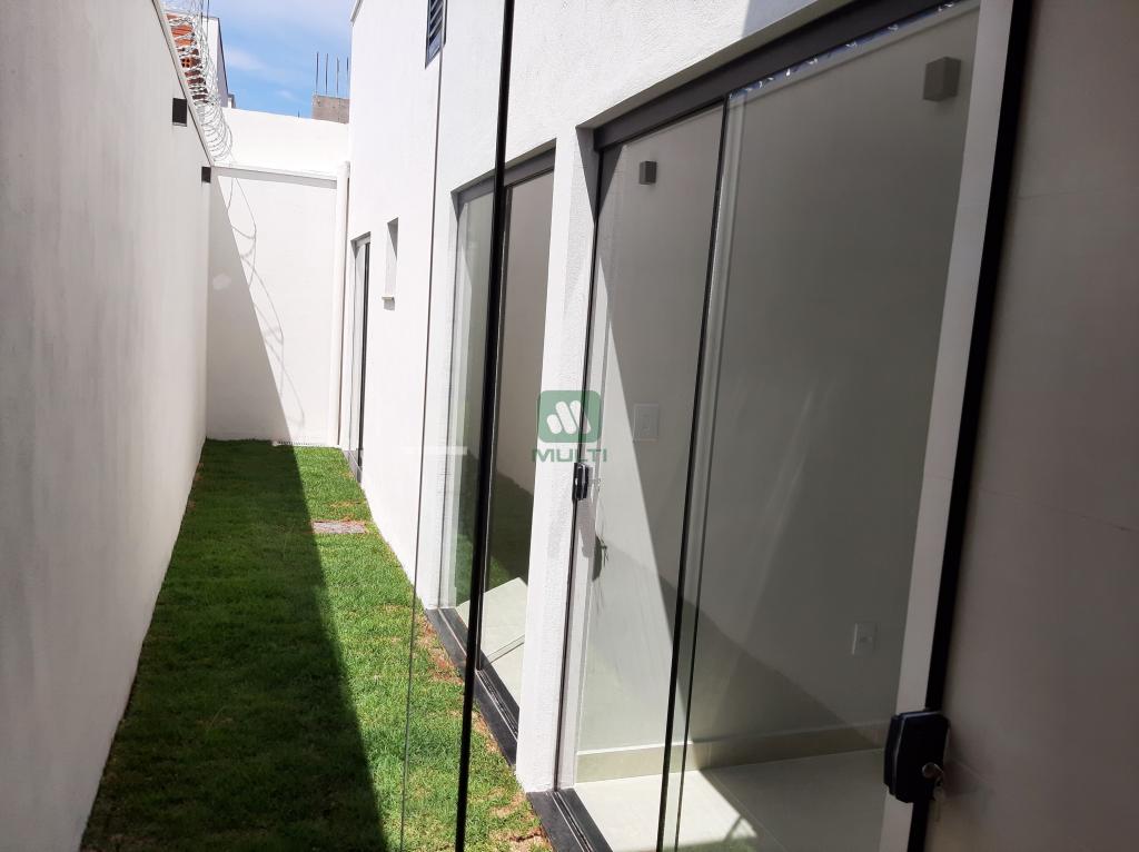 Casa à venda com 3 quartos, 80m² - Foto 10