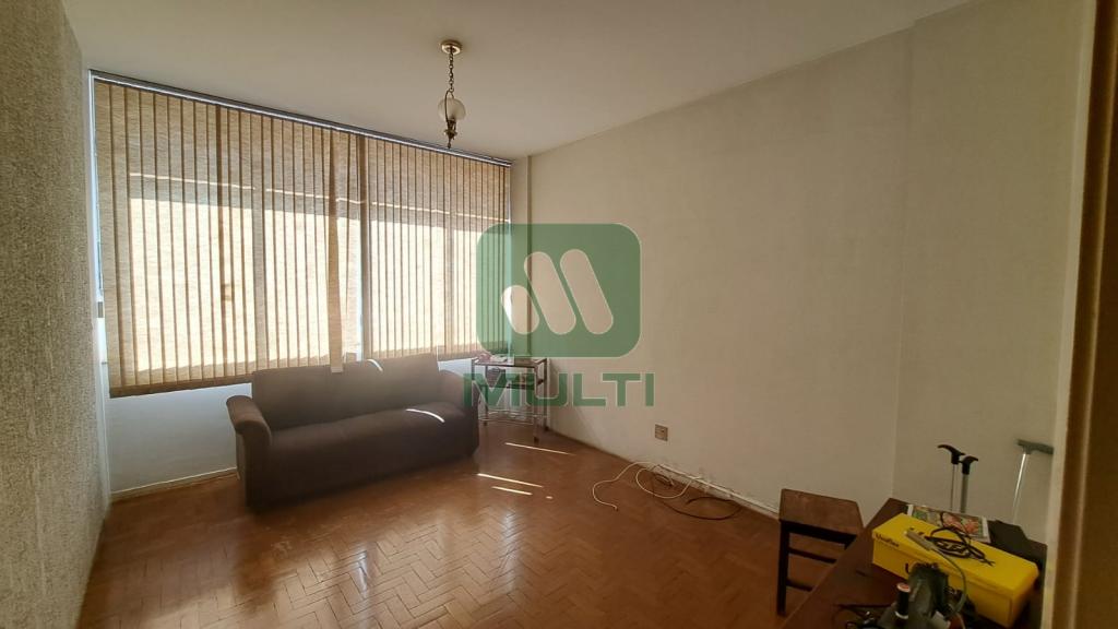 Apartamento à venda com 4 quartos, 166m² - Foto 9