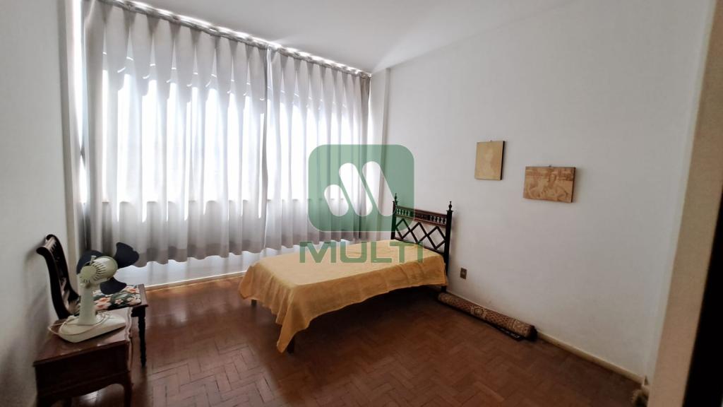 Apartamento à venda com 4 quartos, 166m² - Foto 11