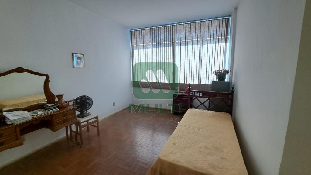 Apartamento à venda com 4 quartos, 166m² - Foto 12