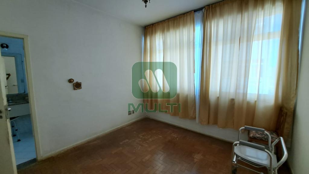 Apartamento à venda com 4 quartos, 166m² - Foto 13