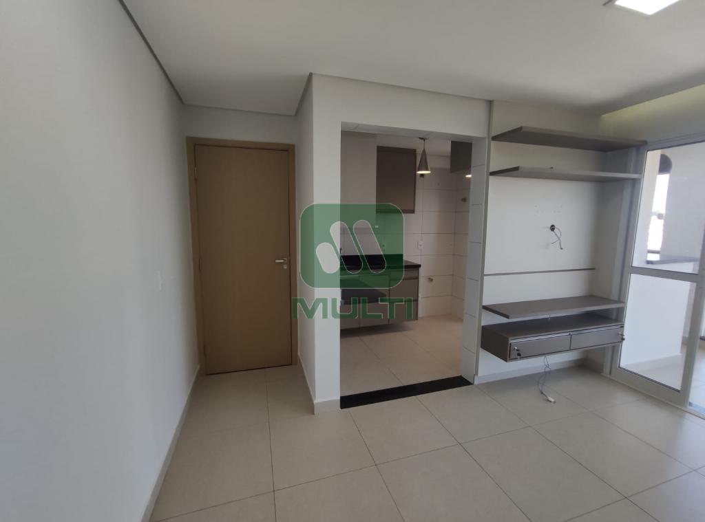 Apartamento à venda com 2 quartos, 55m² - Foto 2