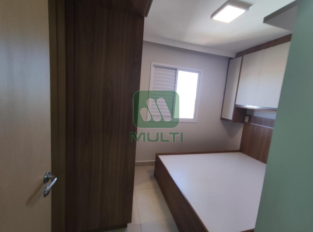 Apartamento à venda com 2 quartos, 55m² - Foto 17