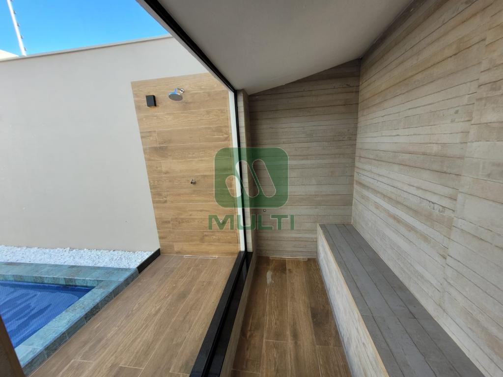 Casa à venda com 3 quartos, 223m² - Foto 17