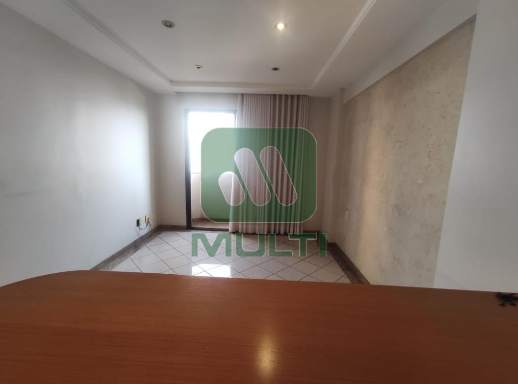 Apartamento à venda com 4 quartos, 208m² - Foto 18