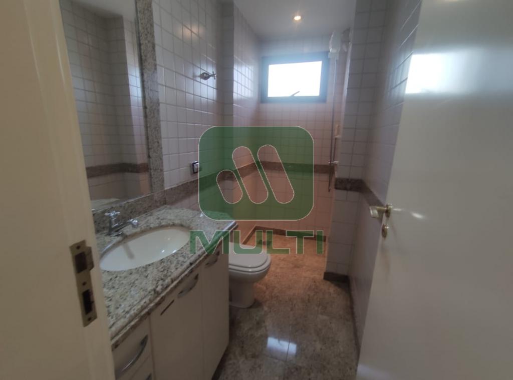 Apartamento à venda com 4 quartos, 208m² - Foto 21