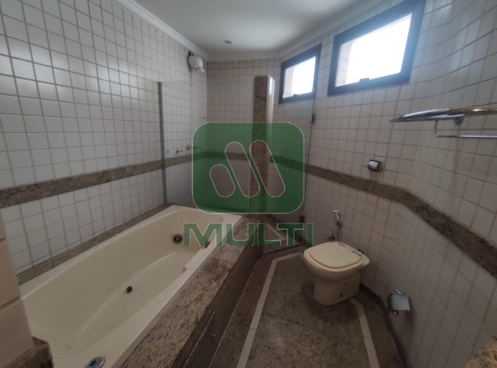 Apartamento à venda com 4 quartos, 208m² - Foto 29