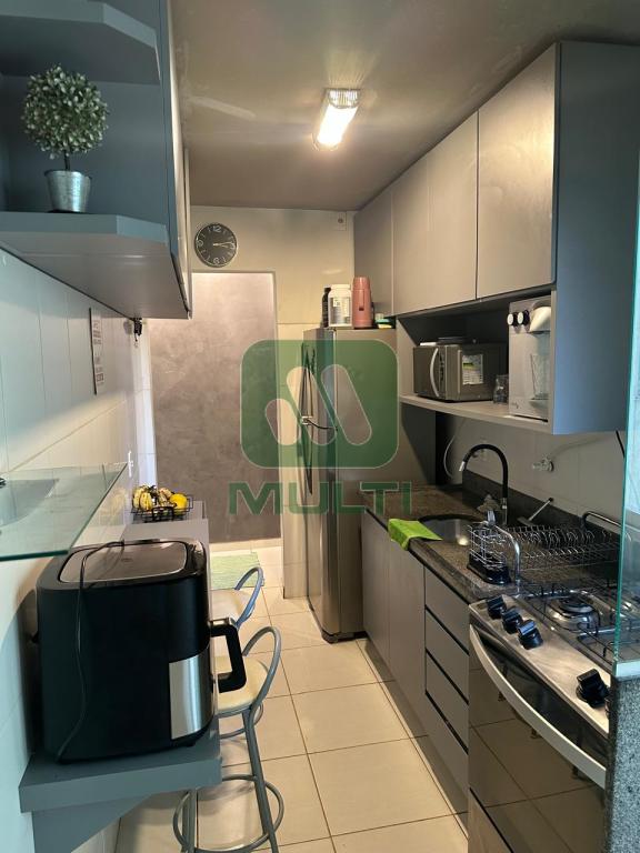 Apartamento à venda com 3 quartos, 71m² - Foto 4