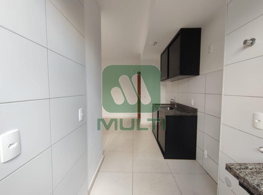 Apartamento à venda com 2 quartos, 57m² - Foto 4