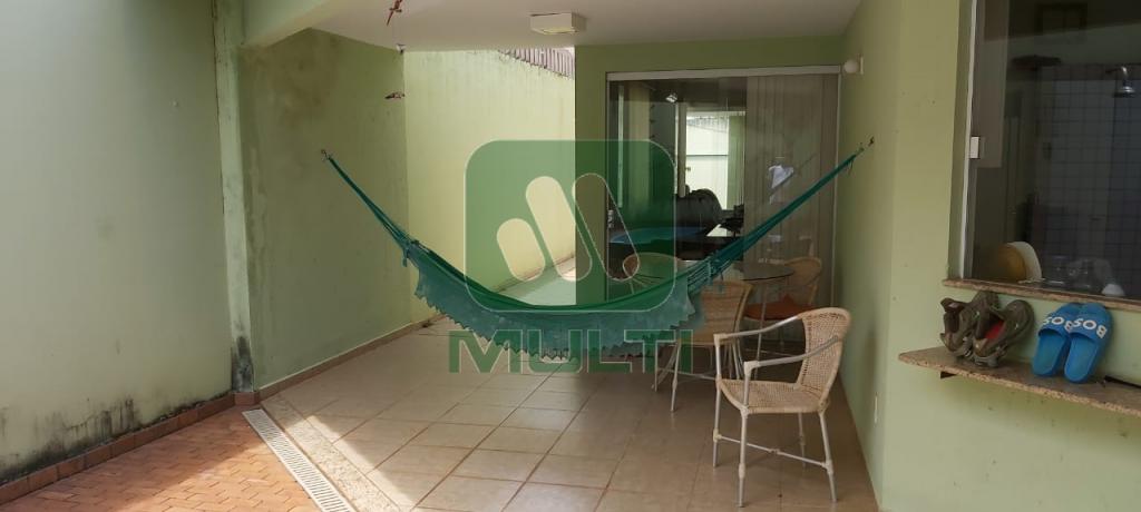 Casa à venda com 1 quarto, 156m² - Foto 14