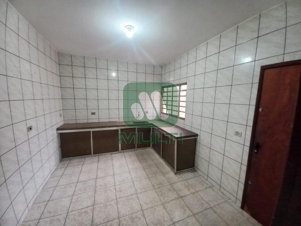 Casa à venda com 3 quartos, 170m² - Foto 5