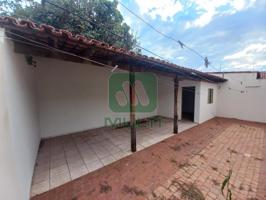 Casa à venda com 3 quartos, 170m² - Foto 17