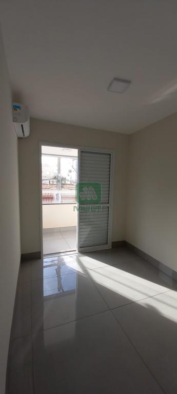 Apartamento à venda com 3 quartos, 93m² - Foto 11