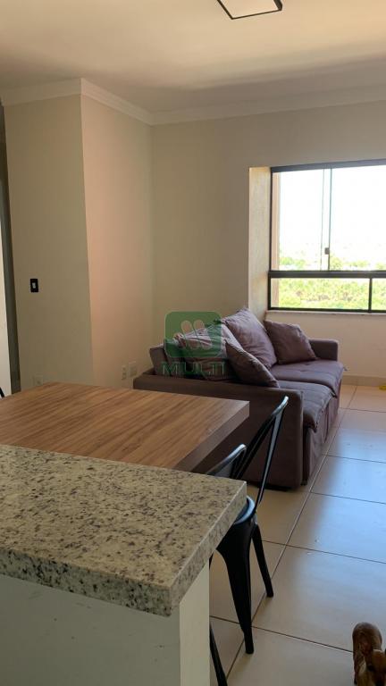 Apartamento à venda com 2 quartos, 60m² - Foto 1