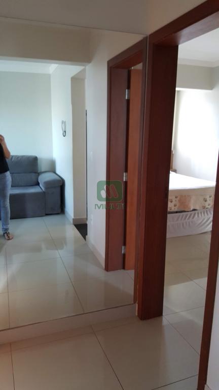 Apartamento à venda com 2 quartos, 58m² - Foto 5