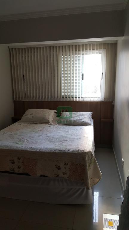 Apartamento à venda com 2 quartos, 58m² - Foto 9