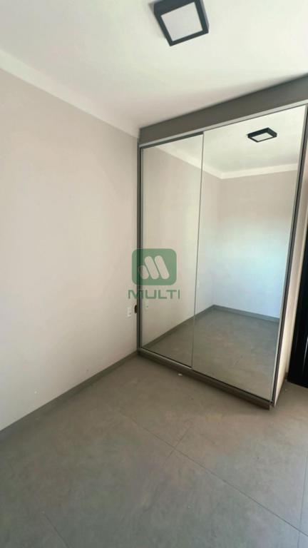 Apartamento à venda com 1 quarto, 41m² - Foto 8