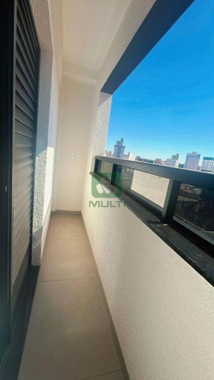 Apartamento à venda com 1 quarto, 41m² - Foto 11