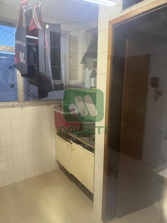 Apartamento à venda com 3 quartos, 90m² - Foto 7