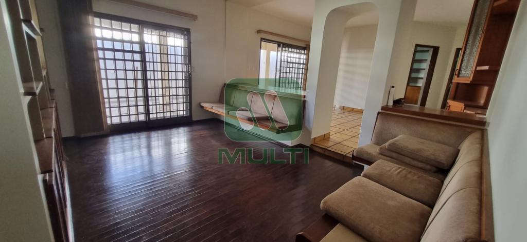 Casa à venda com 4 quartos, 300m² - Foto 5