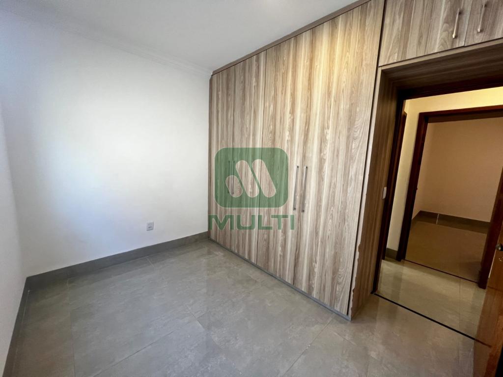 Casa à venda com 3 quartos, 120m² - Foto 6