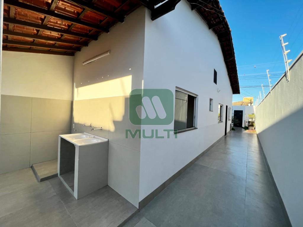 Casa à venda com 3 quartos, 120m² - Foto 20