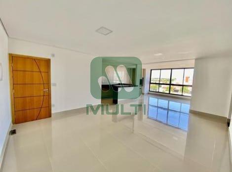 Apartamento à venda com 3 quartos, 118m² - Foto 1