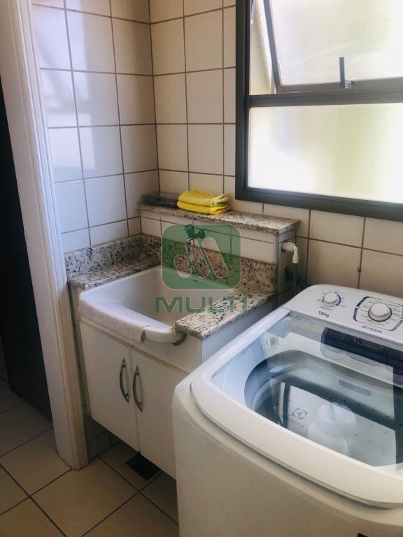 Apartamento à venda com 3 quartos, 96m² - Foto 7