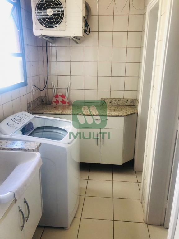 Apartamento à venda com 3 quartos, 96m² - Foto 8