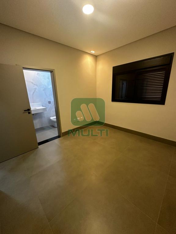 Casa de Condomínio à venda com 3 quartos, 240m² - Foto 12