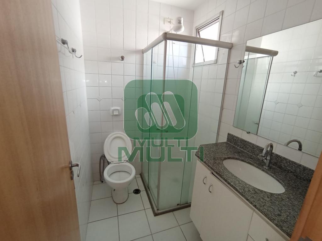 Apartamento à venda com 2 quartos, 68m² - Foto 9