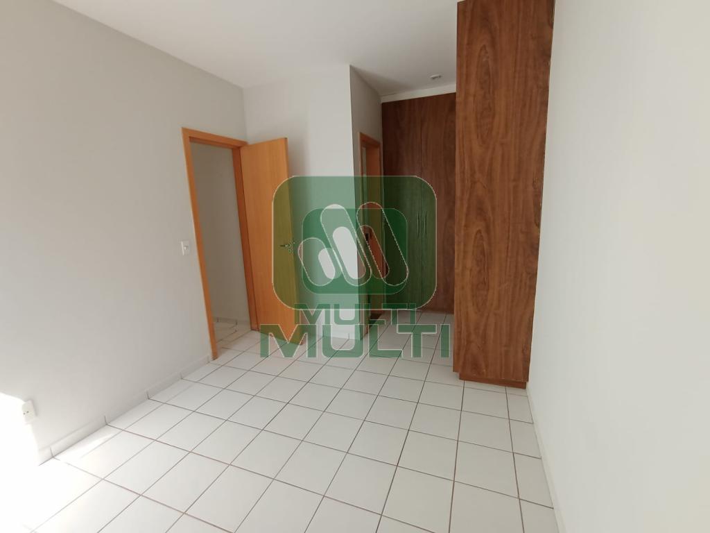 Apartamento à venda com 2 quartos, 68m² - Foto 10